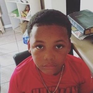 Meet your Posher, Raymond